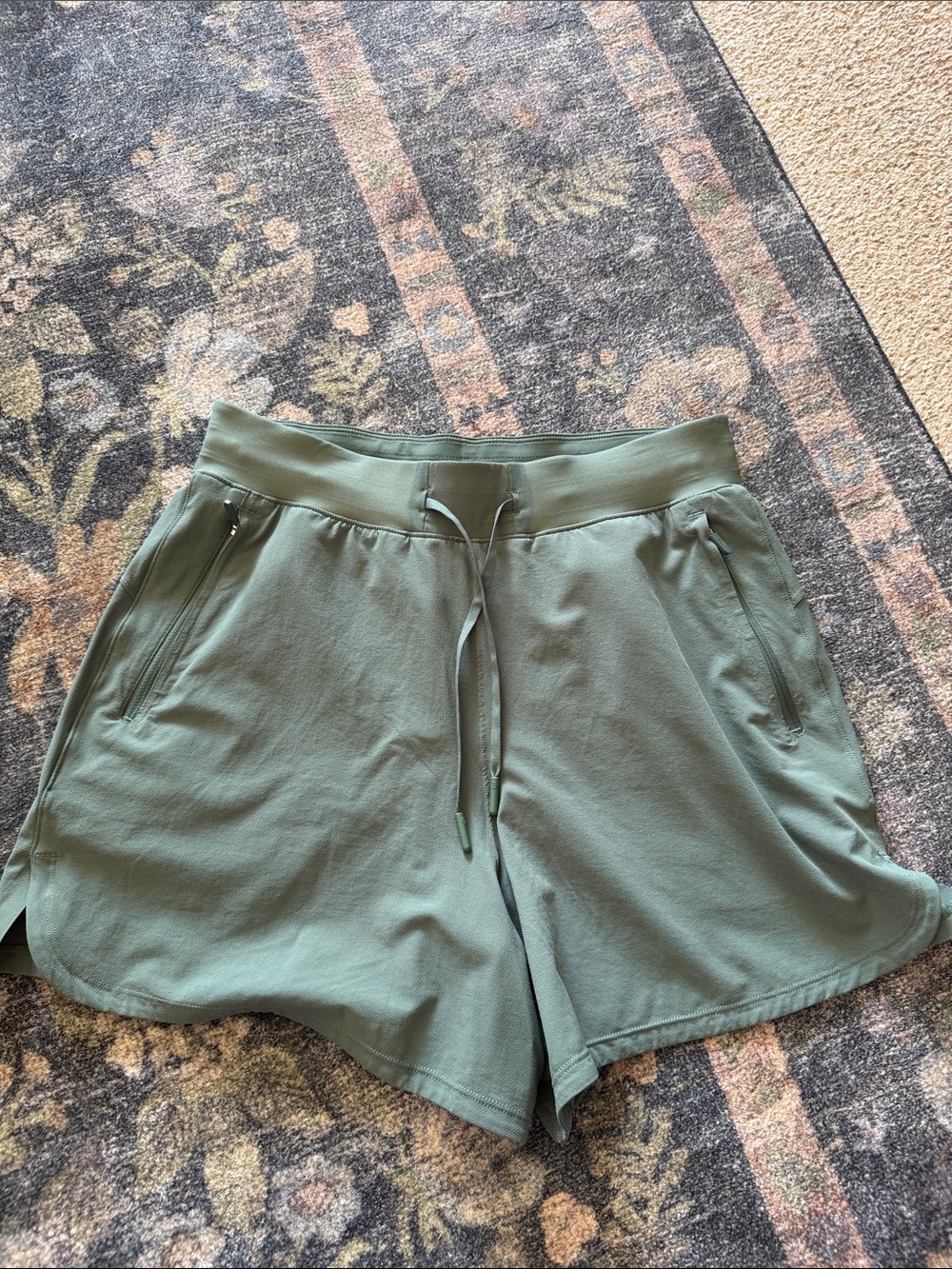Lululemon License to Train High-Rise Short 4”